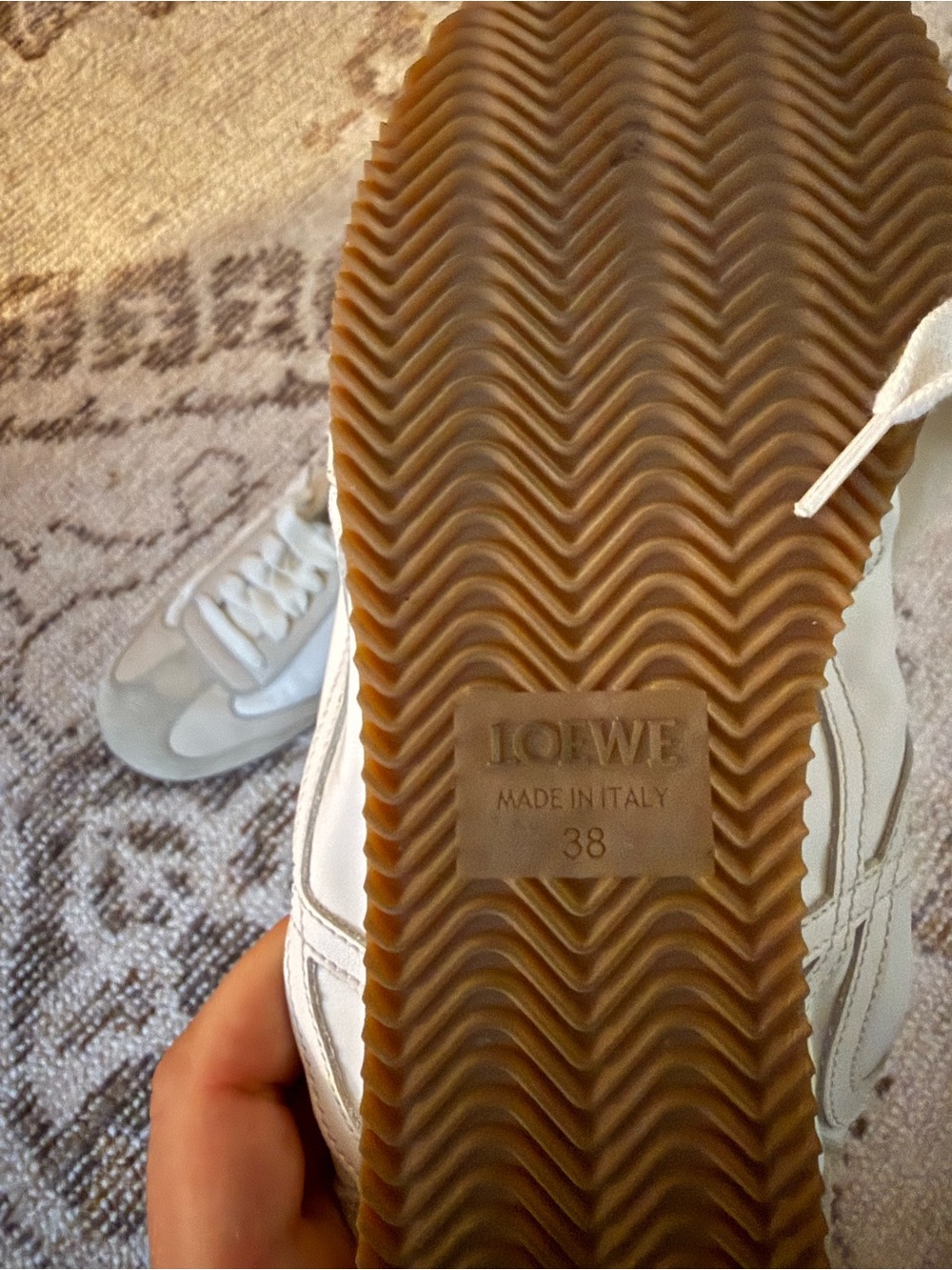 ✨Loewe Ivory and White Suede-Trim Ballet Runner 2.0✨ - Picture 4 of 6